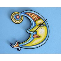 Mond Nachttisch - Wanduhr von SolPixieDust