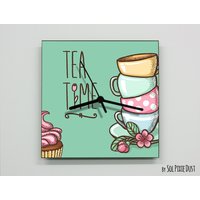 Tea Time Wanduhr von SolPixieDust
