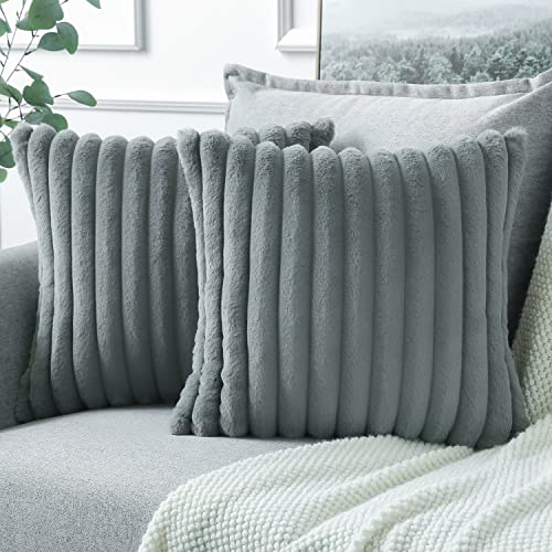 Soleebee 2er Set Plüsch Samt Kissenbezüge, Weiche Künstliche Pelz Dekorativ Kissenbezug Sofa Zierkissenbezüge Dekokissen Kissenhülle Set für Couch Schlafzimmer Zuhause Auto Dekor (40x40cm, Grau) von Soleebee