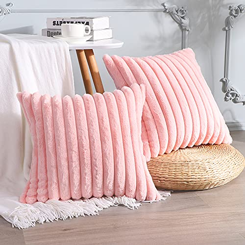 Soleebee 2er Set Plüsch Samt Kissenbezüge, Weiche Künstliche Pelz Dekorativ Kissenbezug Sofa Zierkissenbezüge Dekokissen Kissenhülle Set für Couch Schlafzimmer Zuhause Auto Dekor (45x45cm, Rosa) von Soleebee