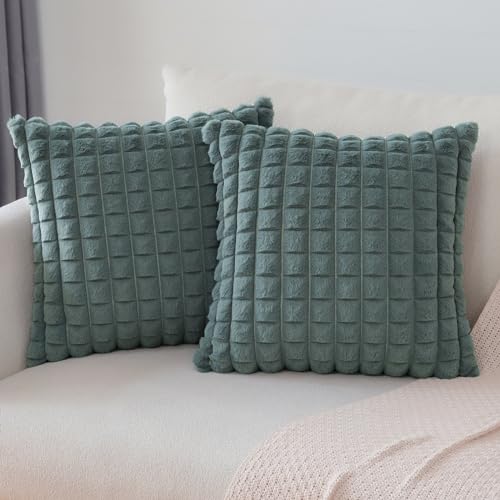 Soleebee 2er Set Plüsch Samt Kissenbezüge, Weiche Künstliche Pelz Plaid Textur Kissenbezug Sofa Zierkissenbezüge Dekokissen Kissenhülle Set für Couch Schlafzimmer Zuhause Dekor (40x40cm, Grau) von Soleebee