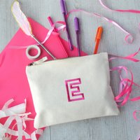 Besticktes Briefmäppchen Besticktes Briefmäppchen von Solesmith