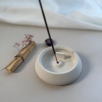 Räucherset "Inneres Kind" I Palo Santo Halter Räucherstäbchenhalter Spirituelle Rituale Räucherset "Inneres Kind" I Palo Santo Halter Räucherstäbchenhalter Spirituelle Rituale von SolunaRituals