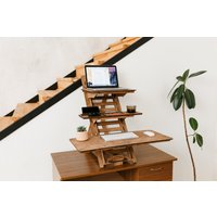 Stehpult Holzarbeitsplatz Laptopständer Moderner Schreibtisch Verstellbarer Schreibtischständer Vintage Ständer von Solutions4lifeUA