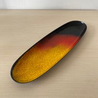 Emailleschale in Den Farben Schwarz, Rot Gelb von SolveigsStudio