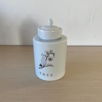 Fürstenberg Teedose, Runde Porzellanteedose, Germany, Blumendekor, Goldrand Fürstenberg Teedose, Runde Porzellanteedose, Germany, Blumendekor, Goldrand von SolveigsStudio