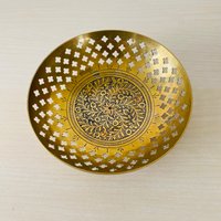 Kleine Messingschale Mit Hübschen Durchbruchmuster, Handarbeit von SolveigsStudio