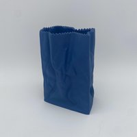 Mid Century Paper Bag Tütenvase Entwurf Von Tapio Wirkkala Finnland Für Rosenthal 1970Er Jahre, Blau Mid Century Paper Bag Tütenvase Entwurf Von Tapio Wirkkala Finnland Für Rosenthal 1970Er Jahre, Blau von SolveigsStudio