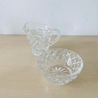 Sahnekännchen Und Zuckerschale Aus Glas Mit Hübschen Muster von SolveigsStudio