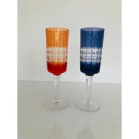 Set Von Zwei Wunder Schönen Kristallsektgläsern, Handgeschliffen, 70 Er Jahre Set Von Zwei Wunder Schönen Kristallsektgläsern, Handgeschliffen, 70 Er Jahre von SolveigsStudio
