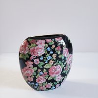 Vintage 1980Er Jahre Otagiri Tavistock Famille Roseflat Floral Vase, Retro Blumenvase von SomeLikeItRetroCo