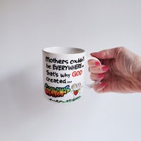 Vintage 1980Er Jahre Tasse „Mütter Konnten Nicht Überall Sein. Deshalb Hat Gott Omas Erschaffen", Retro-Kaffeetasse, Regenbogen-Design von SomeLikeItRetroCo