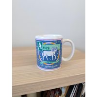 Vintage 1990S Widder Sternzeichen Kaffeebecher, Horoskop-Zeichen Vintage 1990S Widder Sternzeichen Kaffeebecher, Horoskop-Zeichen von SomeLikeItRetroCo