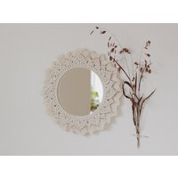 Großer Boho Spiegel | Handgemachter Makramee-Spiegel-Wandbehang Makramee Mandala von SomeThingsAndMore