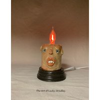 Flickerkerze - Versandfertig Mit Dem Rad Geworfen, Von Hand Verändert Und Geformt. Ein Fröhlicher Kerl, Der Ihnen Hilft, Ihr Leben Zu Erhellen von SomethingLucky13