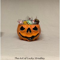 Jol Keramikschale -xsmall-Wheel Geworfen, Hand Verändert & Geformt. Ein Freundliches Gesicht, Um Kleine Gegenstände, Eis, Q Tip Oder Jol Keramikschale -xsmall-Wheel Geworfen, Hand Verändert & Geformt. Ein Freundliches Gesicht, Um Kleine Gegenstände, Eis, Q Tip Oder von SomethingLucky13