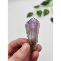 Rohe Amethystspitze Natürlicher Bahia-Kristall von SomethingMined