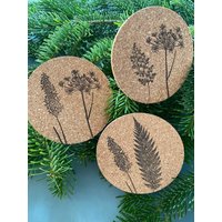2Er Oder 4Er Set Untersetzer Aus Kork Mit Pflanzendruck, Bestempelt, Glasuntersetzer, Blumen, Gräser von Sommerabendhauch