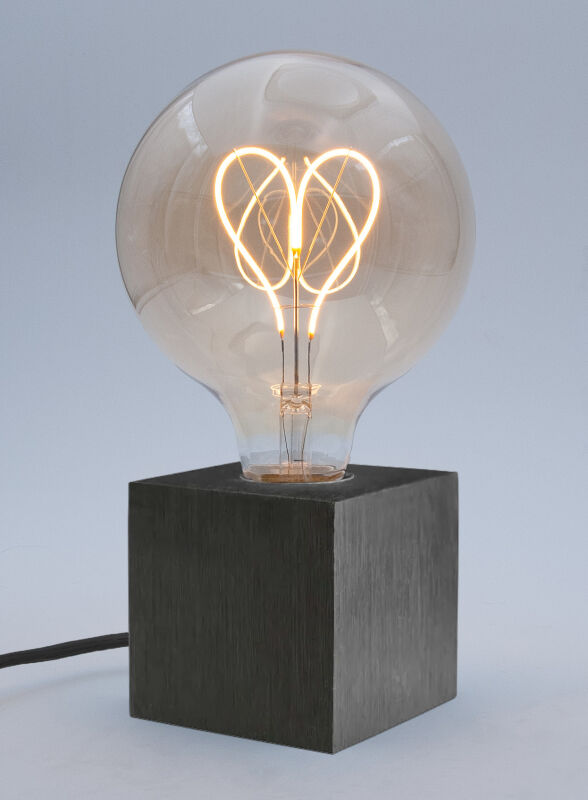 Sompex Cubic Tischleuchte schwarz mit Herz Filament Leuchtmittel von Sompex