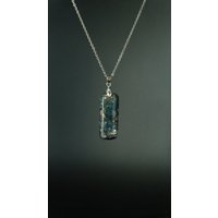 Orgonit Amulett Aus Apatit Silizium Bismuth Und Bergkristall Für Motivation Antriebskraft von Sonnenkraft7
