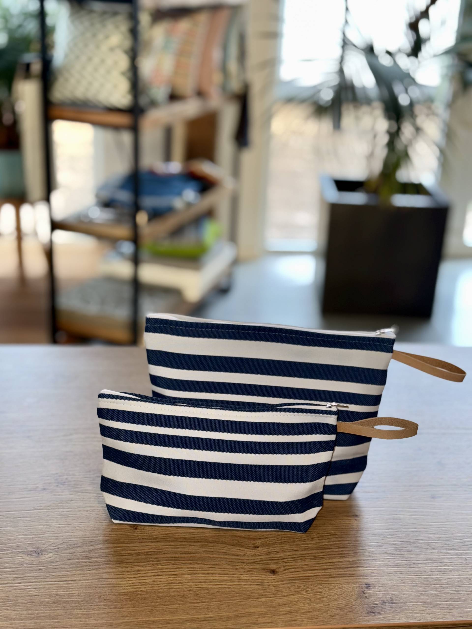 Kulturbeutel Nasim 18 I Farbe: 03727184J Kulturbeutel Nasim 18 I Farbe: 03727184J von Sonnenmax GmbH