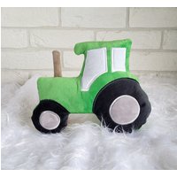 Traktor Kissen Deko-Kissen Kinderzimmer Kuschelkissen Trecker Mit Namen Personalisiert Decor Pillow von SonoVerdeBoutique