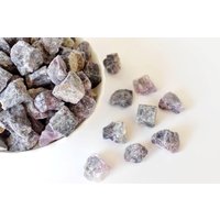 Lila Fluorit Rohe Natursteine 1 Zoll Rohsteine Natürliche Kristalle von SoothingCrystalStore