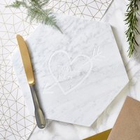 Pärchen Geschnitztes Herz Personalisiert Marmor Servierbrett Pärchen Geschnitztes Herz Personalisiert Marmor Servierbrett von SophiaVictoriaJoy