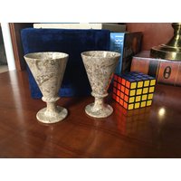 Set Von Zwei Handgefertigten Natursteinzeug Gläsern 4, 75" Groß Mit Geschenkbox von SophieandCherie