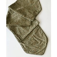 Seide Tischläufer in Tier-Druck-Muster von SophiesPillowShoppe