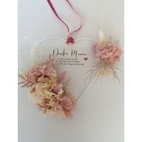 Muttertag Geschenk, Trockenblumenkranz in Herzform, Personalisiertes Geschenk Hochzeit, Geburt, Taufe Boho Loop Hoop Wandkranz Türkranz von SoulScandiDesignLoft