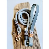 Tauleine Paracord Mit Lederschlaufe, Handmade, Versch. Farben von SouldogManufaktur
