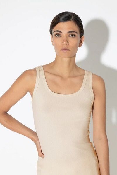 Soulwear Top breite Träger Ribbed Bio-Baumwolle von Soulwear