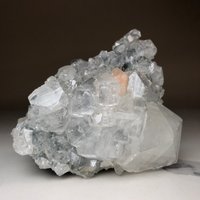 Apophyllite Kristalle Mit Stilbit & Chalcedon Quarz | Natürliches Klares Apophyllite-Mineralmuster von SourcefieldShop