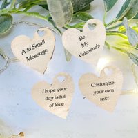 Paar Benutzerdefinierte Liebe Holzherzen | Benutzerdefinierte Hängende Herzen Personalisierte Laser Gravierte Kleine Botschaft Herz Paar Benutzerdefinierte Liebe Holzherzen | Benutzerdefinierte Hängende Herzen Personalisierte Laser Gravierte Kleine Botschaft Herz von SouthSoulCreations