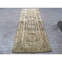 4.7x10.2 Ft Vintage Brown Kars Wool Rug 4.7x10.2 Ft Vintage Brown Kars Wool Rug von SouthVintageDesign