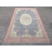 6.8x10.3 Ft Washed Out Vintage One Of A Kind Oushak Rug von SouthVintageDesign