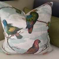 Parrot Aviary Sky Blue John Derian Designers Guild Kissenbezug von SouthendDesign