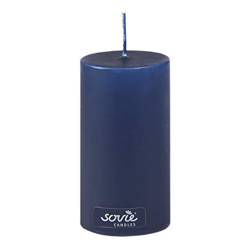 Sovie CANDLES Stumpenkerze | Hochzeit Taufe Kommunion Blockkerze | 1 Flachkopfkerze in Dunkelblau (Ø50mm x 100mm) von Sovie Candles