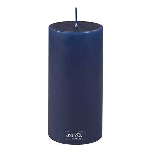 Sovie CANDLES Stumpenkerze | Hochzeit Taufe Kommunion Blockkerze | 1 Flachkopfkerze in Dunkelblau (Ø70mm x 150mm) von Sovie Candles