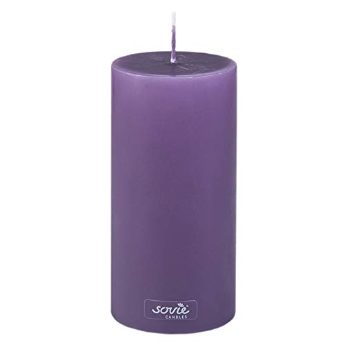 Sovie Candles Stumpenkerze | Blockkerze Votivkerze Dochtkerze | 1 Flachkopfkerze in Aubergine (Ø70mm x 150mm) von Sovie Candles