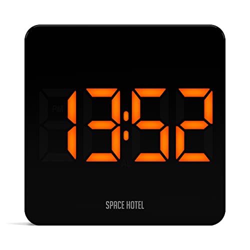 Space Hotel® Orbatron Digitaler Wecker mit LED-Anzeige, 12/24 Std., Raumtemperatur, USB-Ladeanschluss, 3-Stufen-Helligkeitsdimmer, USB-betrieben und Batterie-Backup (Schwarz/Orange) von Space Hotel