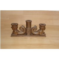 Geschnitzter Holz Kerzenhalter - Figürlich Geschnitzter Holz Kerzenhalter - Figürlich von Spaceman1964