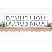 Bonus Mom Muttertagsgeschenk | Stiefmutter Geschenk Von Kindern Familien Rustikales Holzschild Familie Wandschild Familienschild von SpangGangDesigns