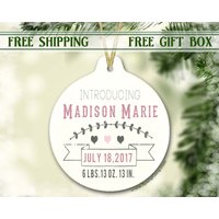 Baby Mädchen Geschenk | Andenken Ornament Personalisierte Babys Erste Weihnachtsverzierung Girl Shower |Mädchen Geburtsankündigung Baby Mädchen Geschenk | Andenken Ornament Personalisierte Babys Erste Weihnachtsverzierung Girl Shower |Mädchen Geburtsankündigung von SpangGangKeepsakes