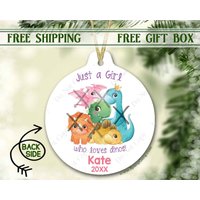 Mädchen Dinosaurier Weihnachtsverzierung Geschenk | Dino Ornament Personalisiert Weihnachtsschmuck Für Personalisiertes Kinderornament von SpangGangKeepsakes