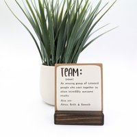 Personalisiertes Team Definition Zeichen Firmengeschenk, Mitarbeiterwertschätzung von SpeakeDesigns