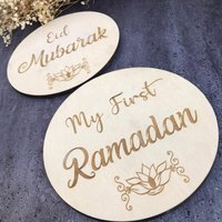 Mein Erster Ramadan Schild, Eid Mubarak Geschenk, Neues Baby Meilenstein, Holz Dekoration von SpecialFavorBoutique