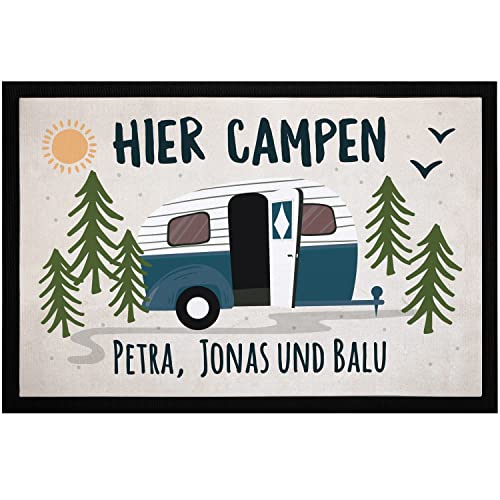 SpecialMe® Fußmatte Camping personalisiert Namen Familie Geschenke für Camper Wohnwagen rutschfest & waschbar beige 60x40cm von SpecialMe