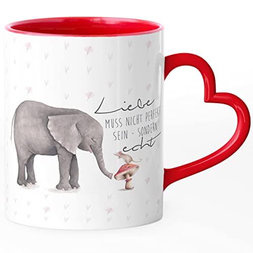 SpecialMe® Tasse mit Herz-Henkel Liebe muss nicht perfekt sein sondern echt Geschenk Liebesspruch Valentinstag kleiner Liebesbeweis rot Herz-Tasse von SpecialMe
